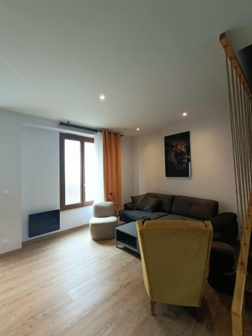 # Le Beffroi# Maison# Murol Exterior photo
